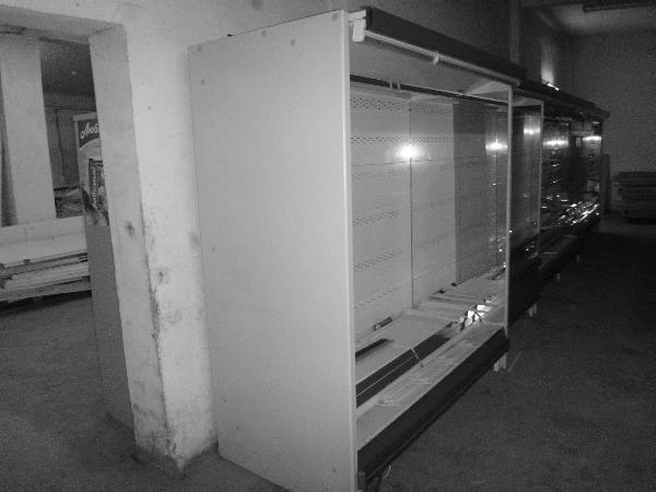 Доставка торгового оборудование-холодильные горки из Сланцев в Липецк
