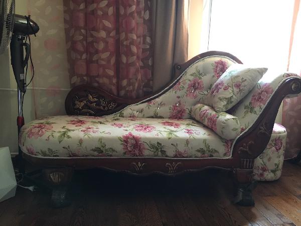 отвезти диванчик(кушетка), мебель цена догрузом из Иркутска в Братск