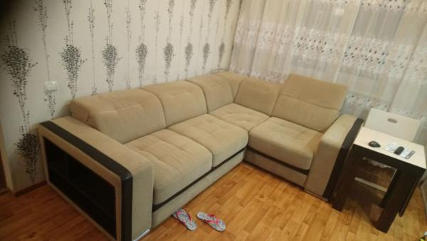 Заказать автомобиль для доставки личныx вещей : Угловой диван из Кемерова в Калининград