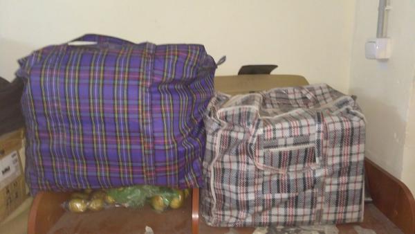 Доставка сумок С личными вещами, Дорожной сумки, компьютерного кресла, средних коробок, телевизора жк, журнального стола грузчики из Москвы в Сочи