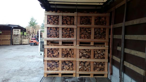 Стоимость автодоставки дров из Белоруссия, Барановичей в Швейцария, Рючелен