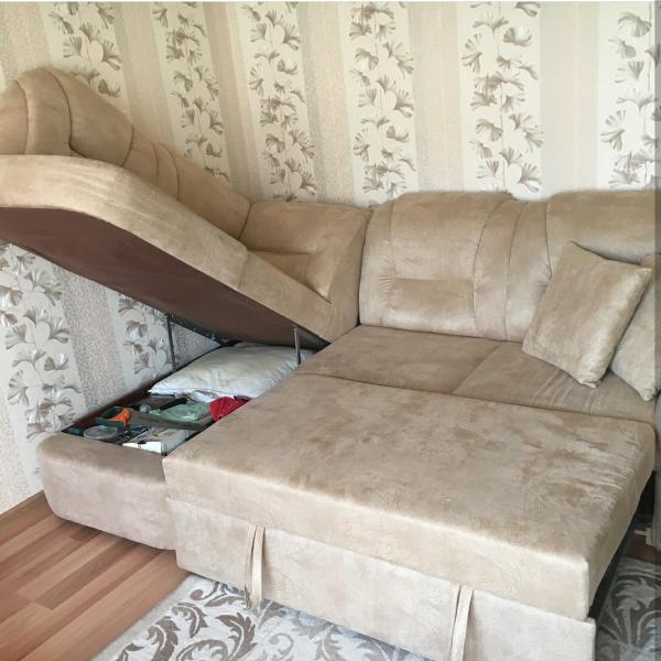 Заказать отдельный автомобиль для перевозки личныx вещей : Угловой диван из Москвы в Краснознаменска