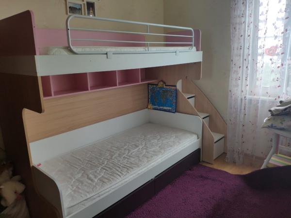 Транспортировка вещей : Двух ярусная детская кровать по Москве