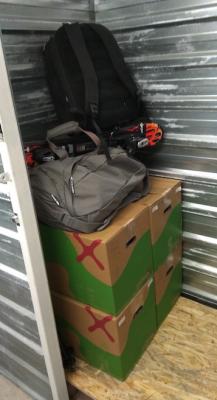 Перевозка личныx вещей : Домашние вещи в коробках из Венгрия, Будапешта в Россия, Москву