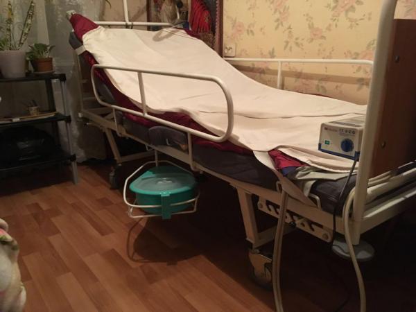 Транспортировка личныx вещей : Медицинская металлическая кровать с матрасом. Для разборки может понадобиться шестигранние по Москве