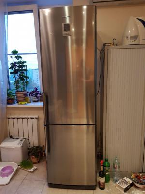 Заказ отдельного автомобиля для доставки вещей : Холодильник двухкамерный по Москве