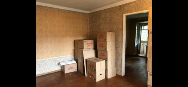 Заказ авто для доставки мебели : Картонная коробка с книгами, Ковер в рулоне из Нижнего Новгорода в Москву