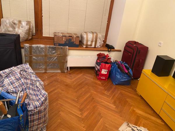 Отправка личныx вещей : Коробки и пакеты с вещами из Россия, Москвы в Соединенное Королевство, Greater London