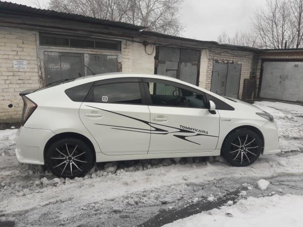 Стоимость перевозки Toyota Prius