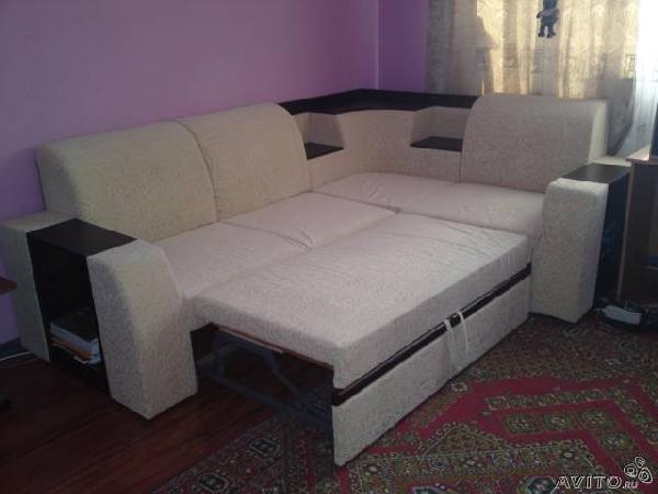 Заказать авто для отправки личныx вещей : диван по Сургуту