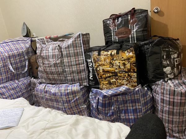 отвезти личные вещи (сумки) стоимость попутно из Октябрьского в Москву