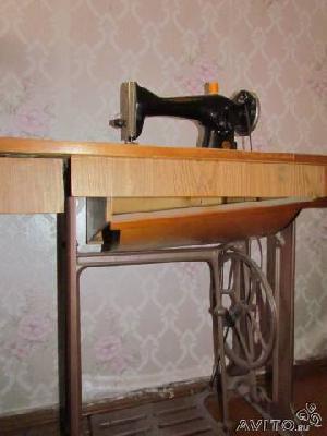 Заказ автомобиля для отправки мебели : Рарететная Швейная машинка 194 из Красноярска в Урал