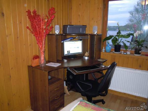 Заказать газель для отправки мебели : компьютерный стол из Снт Малахита в Крючевку