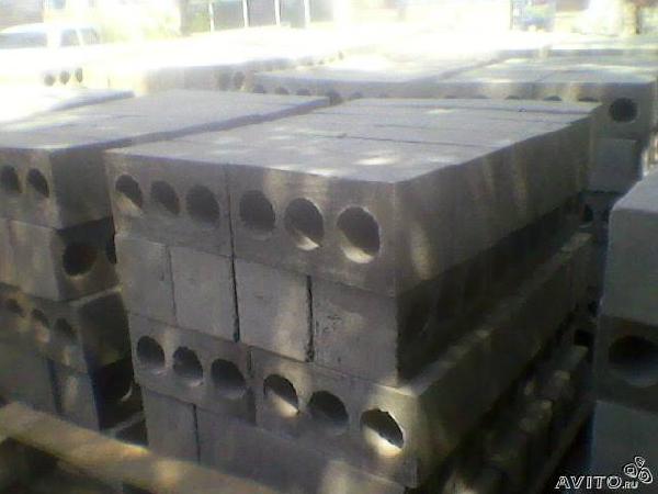 Заказать авто для транспортировки личныx вещей : керамзито бетоные блоки из Волгограда в Камышина
