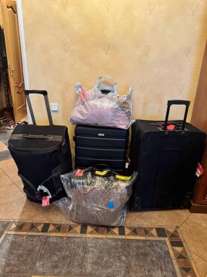 Заказ автомобиля для отправки мебели : Личные вещи (сумки) из Санкт-Петербурга в Электросталь