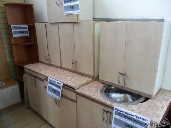 Заказать грузовую машину для отправки мебели : кухонный уголок из Садоводческого товарищества N29 в поселка Чистого