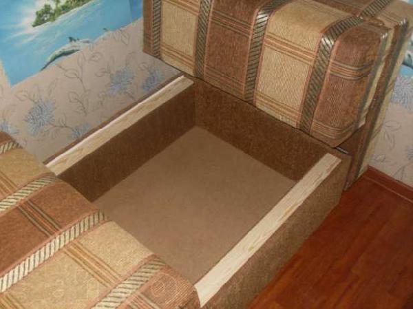 Перевозка личныx вещей : Кресло кровать по Екатеринбургу