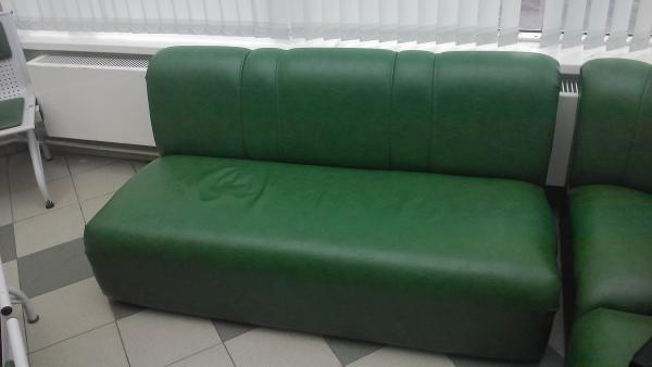 Перевозка дивана 2-местного, офисного стула лежа по Москве