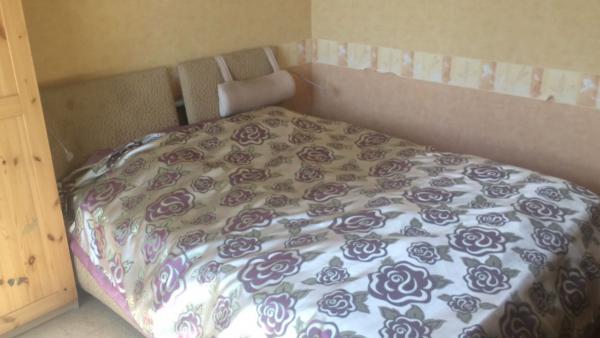 Дешевая доставка двуспальной кровати по Москве
